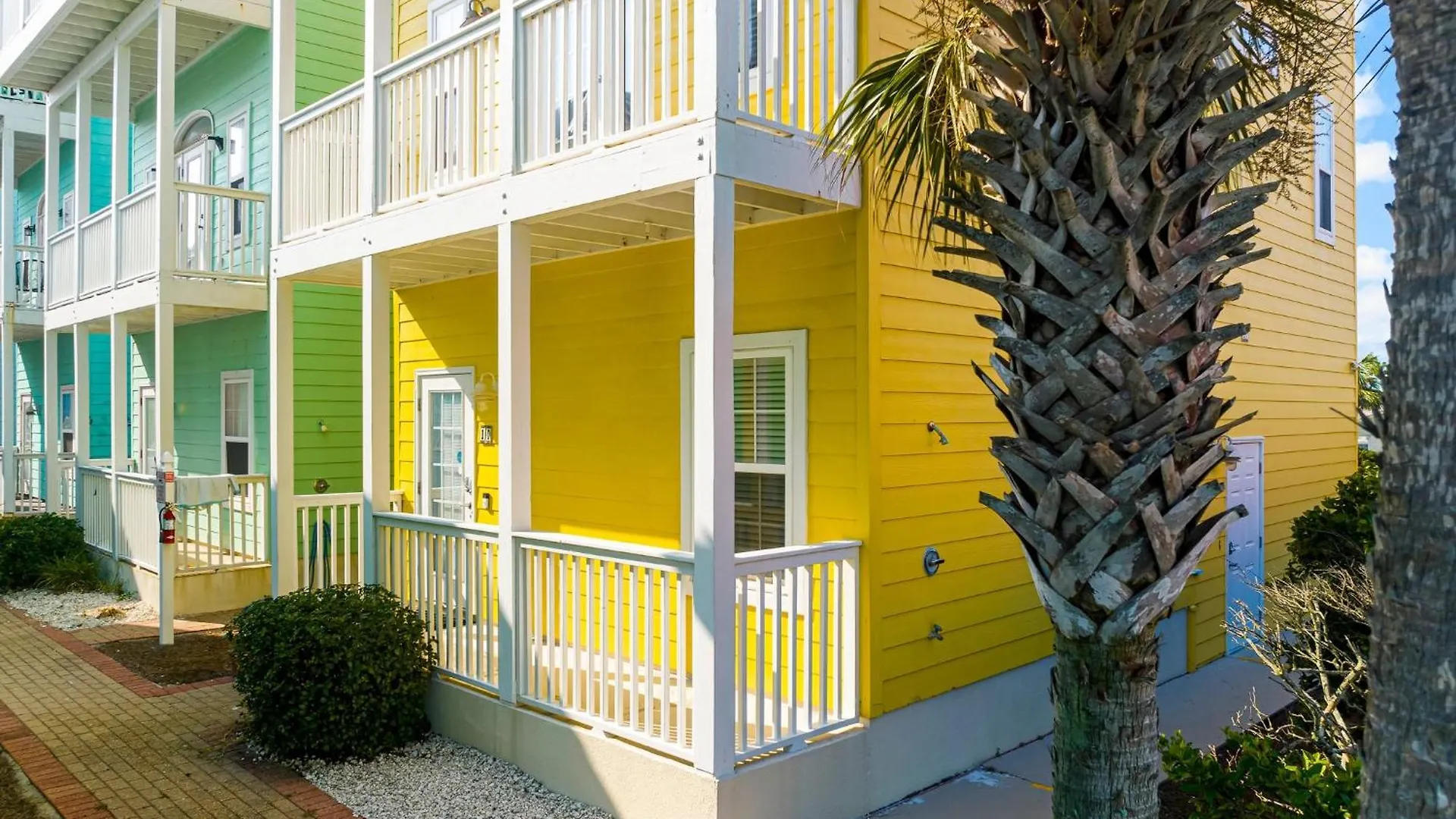 Colorful Cottage Next To Pier Park W/ Gulf Views And Pool! Panama City Beach USA
